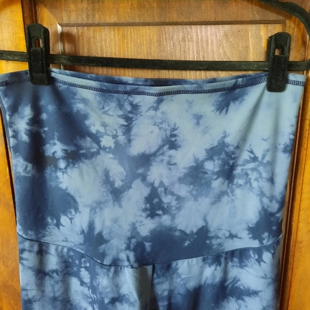 Threads 4 Thought ReActive navy blue gray tie dye maternity leggings size large - Picture 5 of 12